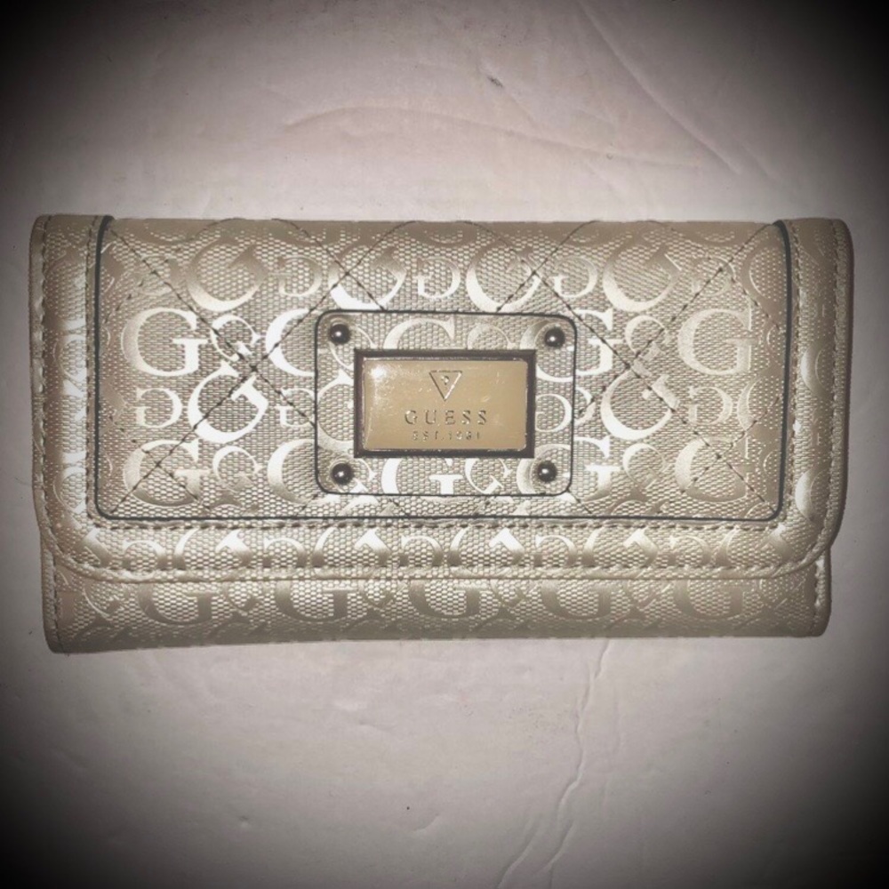 Guess Metallic Wallet Card Case